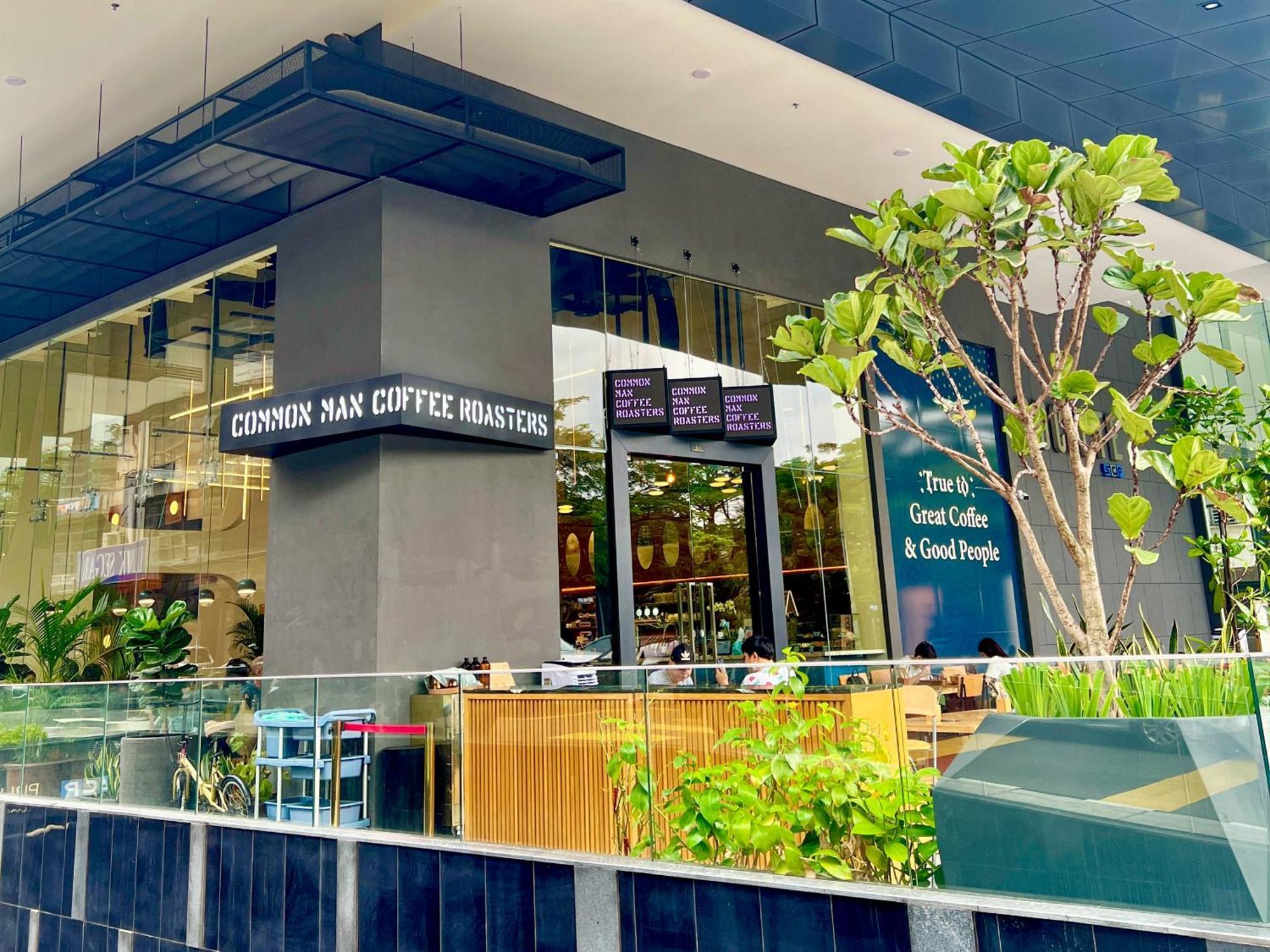 M And S At Societe Sri Hartamas, Mont Kiara Pangsapuri